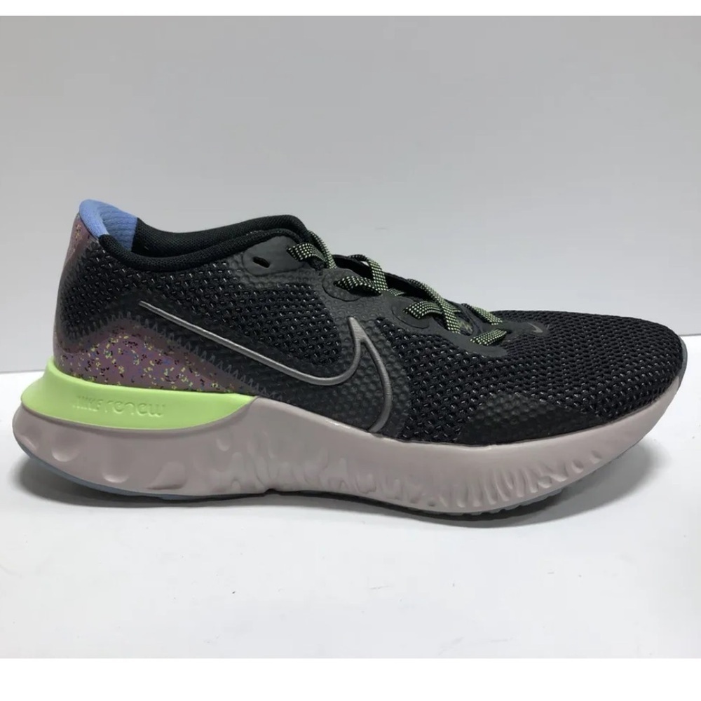 Nike Men’s Renew Run Shoes Black/Grey, Size 8.5 M